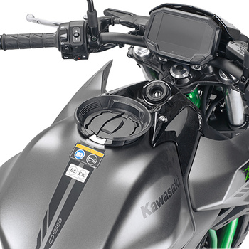 GIVI 2024 MOCOWANIE TANKLOCK - KAWASAKI Z 650 (20 > 23)