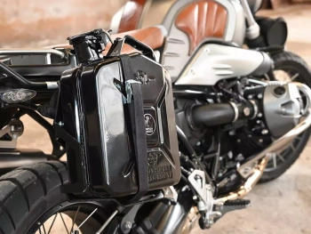 Hepco&Becker Canister 5L with holder - 740007