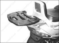 KAPPA STELAŻ KUFRA CENTRALNEGO SUZUKI BURGMAN 250/400 (98-02) ( Z PŁYTĄ MONOLOCK ) - KR111M