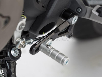 Dźwignia zmiany biegów SW-MOTECH DUCATI MONST 821/1200/R (14-)/SUPERSPORT (17-) black/silver - FSC.22.511.10000