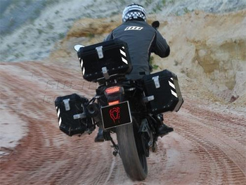 Odblaski do kufrów czarnych SW-MOTECH 2 Paski w zestawie - ALK.00.165.30100/B