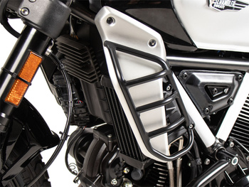 Osłona chłodnicy prawa/lewa - czarna Ducati Scrambler 800 Nightshift/Full Throttle (2023-)