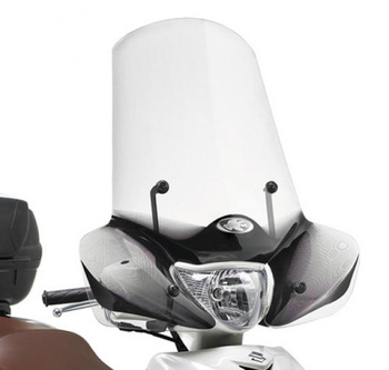 KAPPA SZYBA SUZUKI SIXTEEN 125-150 (08-16) 56,5 x 71,5 CM PRZEZROCZYSTA - POTRZEBNE MOCOWANIE A169AK - 169AK